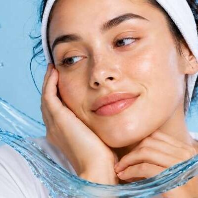 چه آبرسانی برای پوست چرب و کم آب استفاده کنم؟